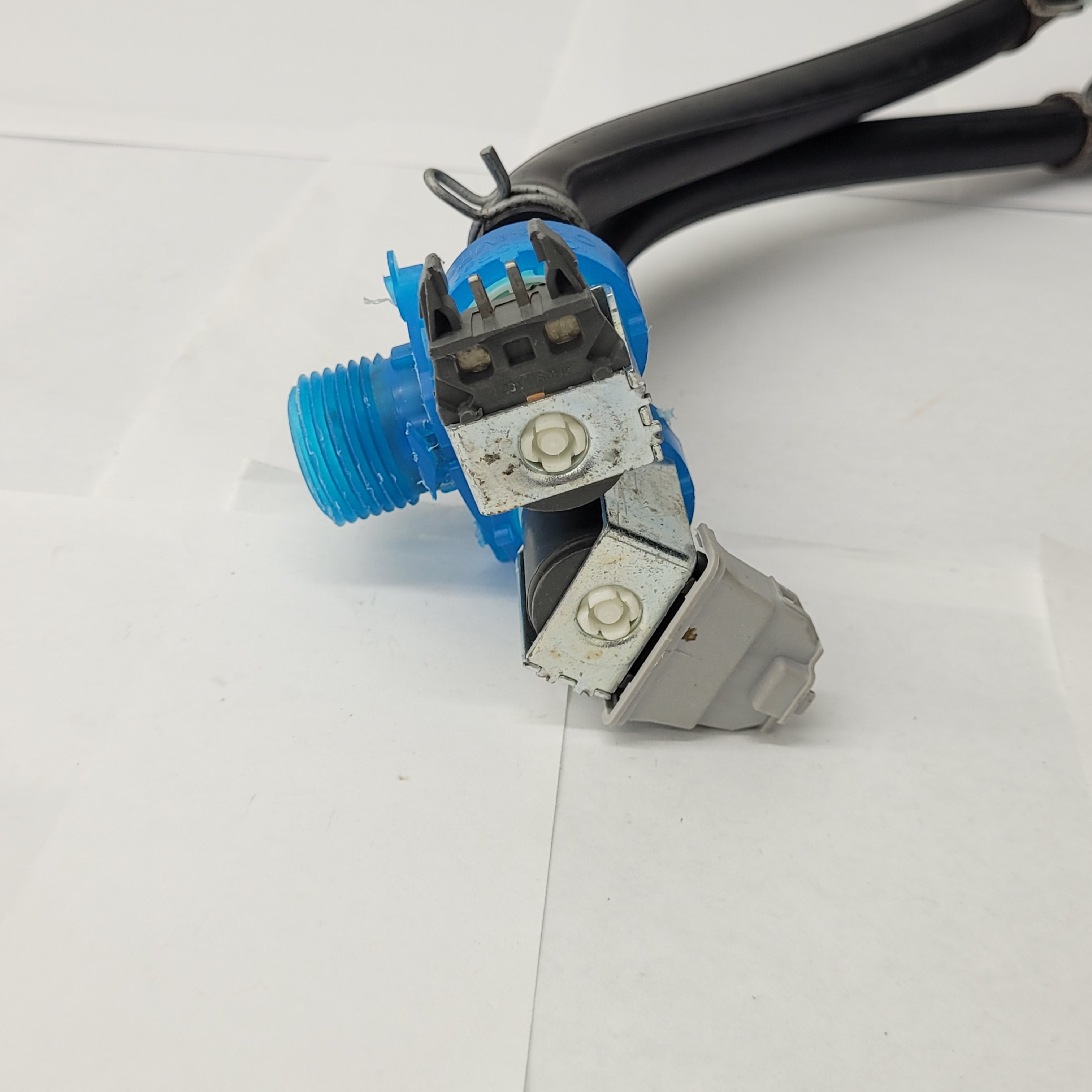 Whirlpool Washing Machine Water Inlet Valve For The Cold Water W10212596 Whirlpool Washing Machine Water Inlet Valve For The Cold Water W10212596